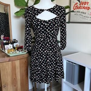 Cooperative Dress With Belt - Size 4